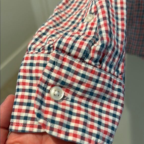 J. Crew Red and Blue Casual Seersucker Button Down Shirt size Medium - Picture 3 of 9